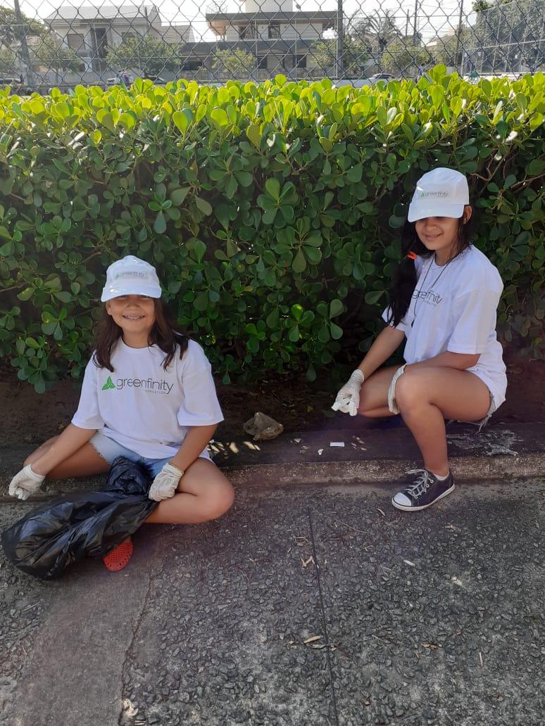 A successful Greenfinity Day 2019 in Vitoria, Brazil Rubbish disposal and raising awareness on World Clean-up day with 21 volunteers