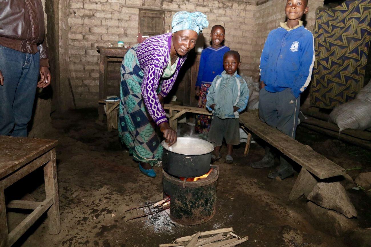 The Ugandan Cook Stove Project Ensuring Sustainability and Energy Efficiency 