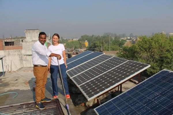 Solar energy powers a school in Thakurdwara, India 